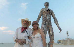 Burning Man, Art on Fire : The Enthusiasm Splashes from The Screen