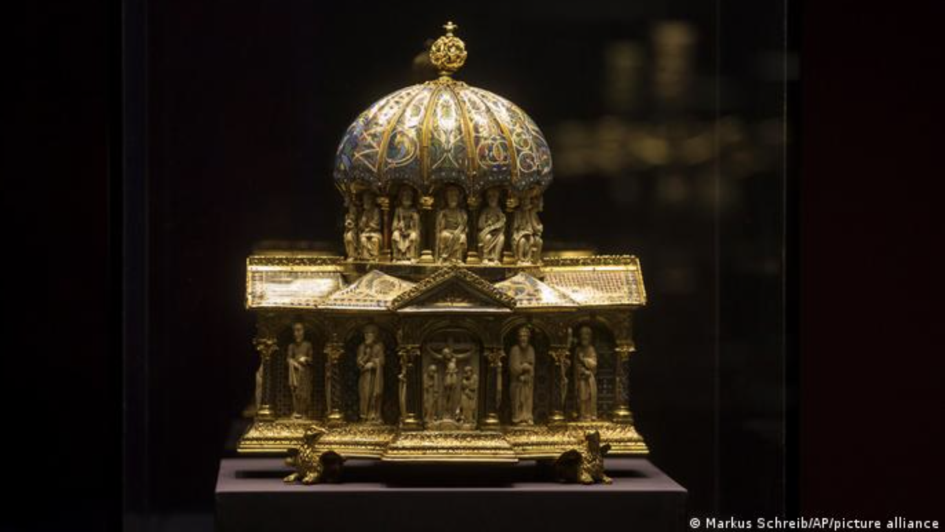 US Court Rules Against Jewish Heirs in Nazi-Era Guelph Treasure Case