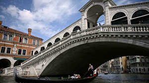Venice City Celebrates the Completion of the Rialto Bridge