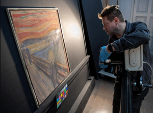 Infrared Scans Reveal Author of Hidden Graffiti on Edvard Munch’s ‘The Scream’