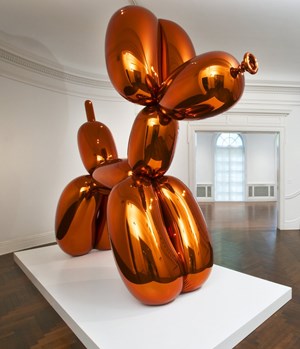 Jeff Koons’ Lost in America at Qatar Museums