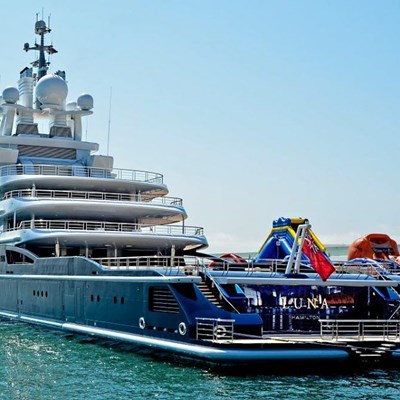 German Authorities Search Oligarch's Yacht and Seize Valuable Art Collection