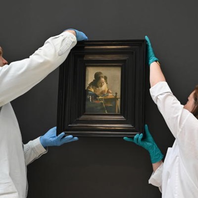 Vermeer's Lacemaker Will Join the Louvre-Lens for One Year