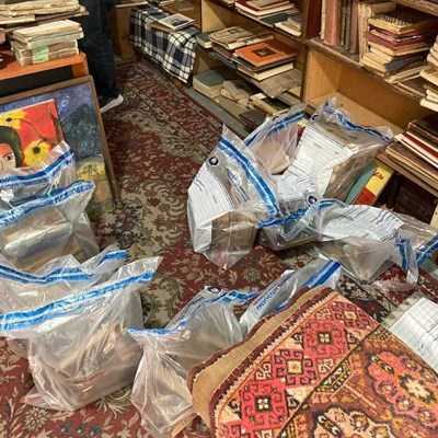9 Georgian Nationals arrested for stealing Antique Books