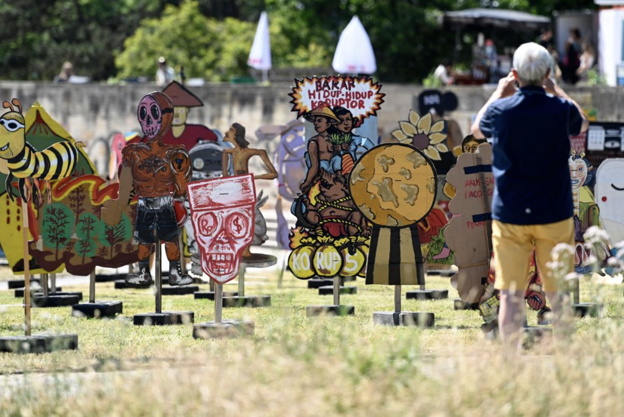 Documenta Conceals an Artwork Depicting Antisemitic Stereotypes