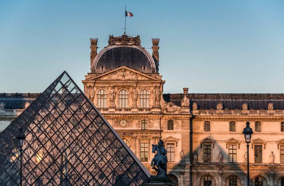 Inauguration of the Louvre Conservation Center