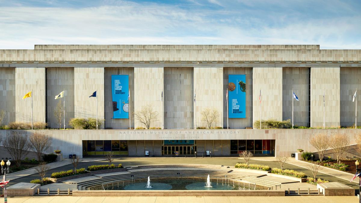 Trump orders Signage Warning Visitors of ‘Inaccurate Information’ at Smithsonian