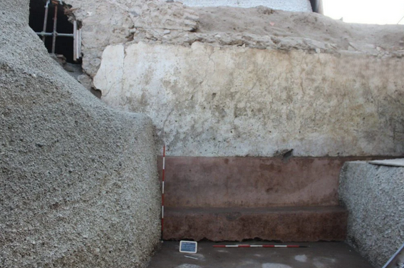 An Ancient “Waiting Bench” uncovered in Pompeii