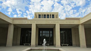 Presidential Museums and Libraries: Special Focus on the George W. Bush Presidential Library and Museum