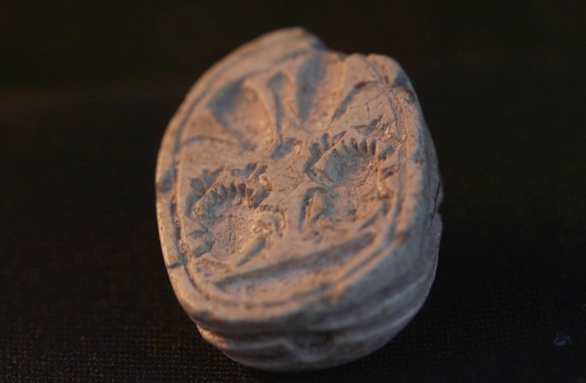 Israeli Toddler uncovers 3,800-Year-Old Scarab