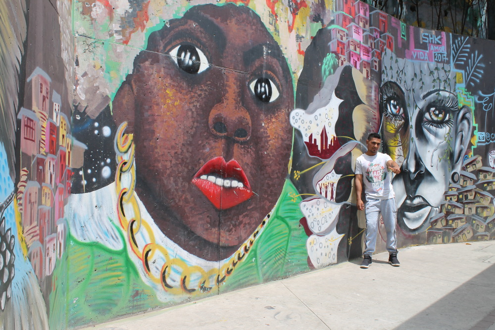 Hi, I'm Chota13 from Commune 13 (Medellin)