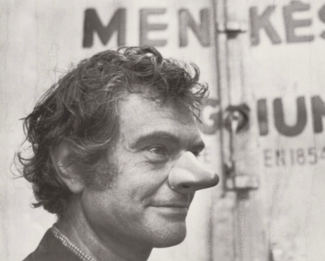 Marcel Broodthaers – Soleil Politique at M HKA