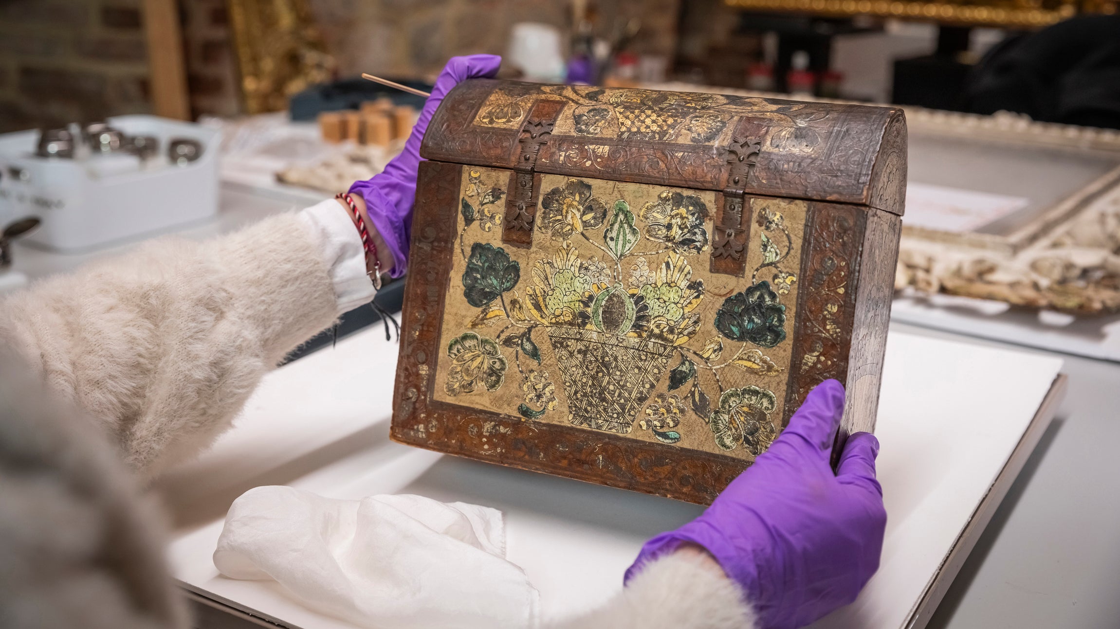 Small Wooden Box belonging to Rudyard Kipling identified as Rare Casket in Barniz de Pasto Technique