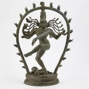 Smithsonian returns Three Bronze Sculptures to India