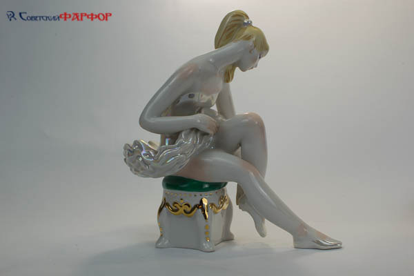 Koons' representative admits copying Zhnikrup's statue under license