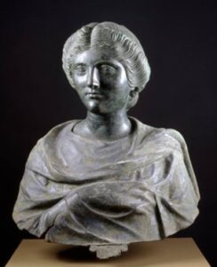 Manhattan D.A. Bragg  Returns 41 Antiquities To Türkiye