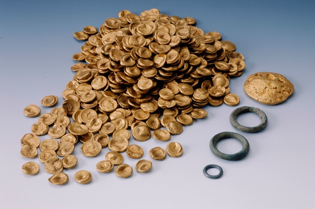 Four Suspects in Custody after Kelten Römer Museum Gold Theft