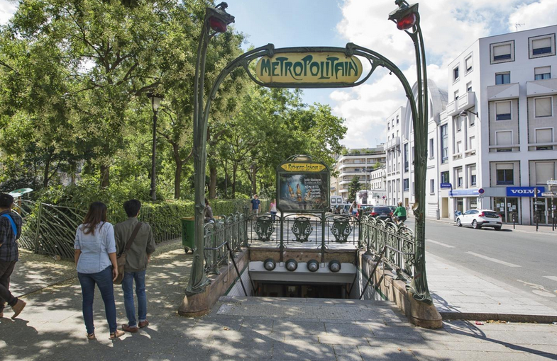A New Museum planned in Paris around the Architect of the Metro Entrances