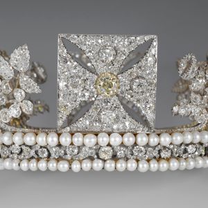 Five Hundred Years of Royal Jewellery to go on Show at Buckingham Palace