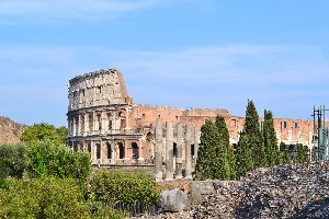 Tourist Filmed Carving His Fiancée's Name onto the Colosseum
