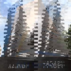 Miami Collectors Jorge M. and Darlene Pérez donate 36 Works to Tate Modern