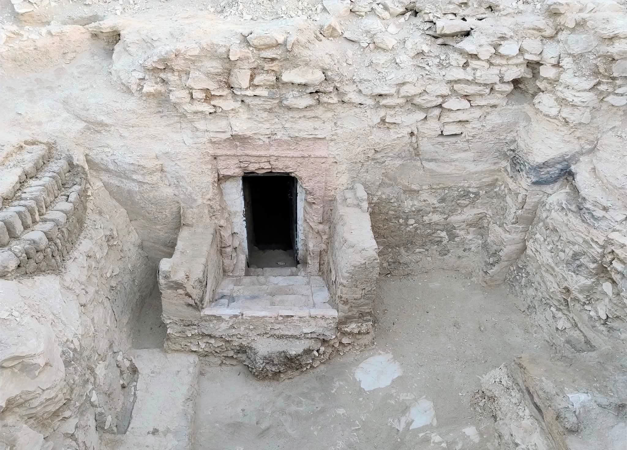 3,000-Year-Old Tomb Discovered in Egypt
