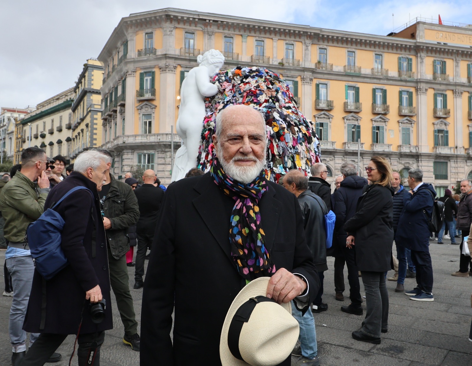 The Venus of Rags rises Again in Piazza Municipio in Naples, Italy