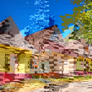 Historic Slovak Village calls for Unesco Status to be revoked after Tourist Influx