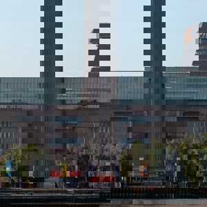 Tate Museum Staff strike for Higher Wages