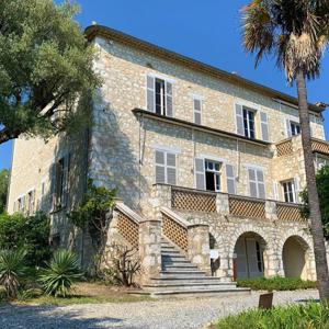 Burglars Strike Renoir Museum in France: Two Paintings Missing
