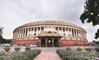 Indian Parliamentary Panel Proposes Dedicated Squad for Recovering Antiques
