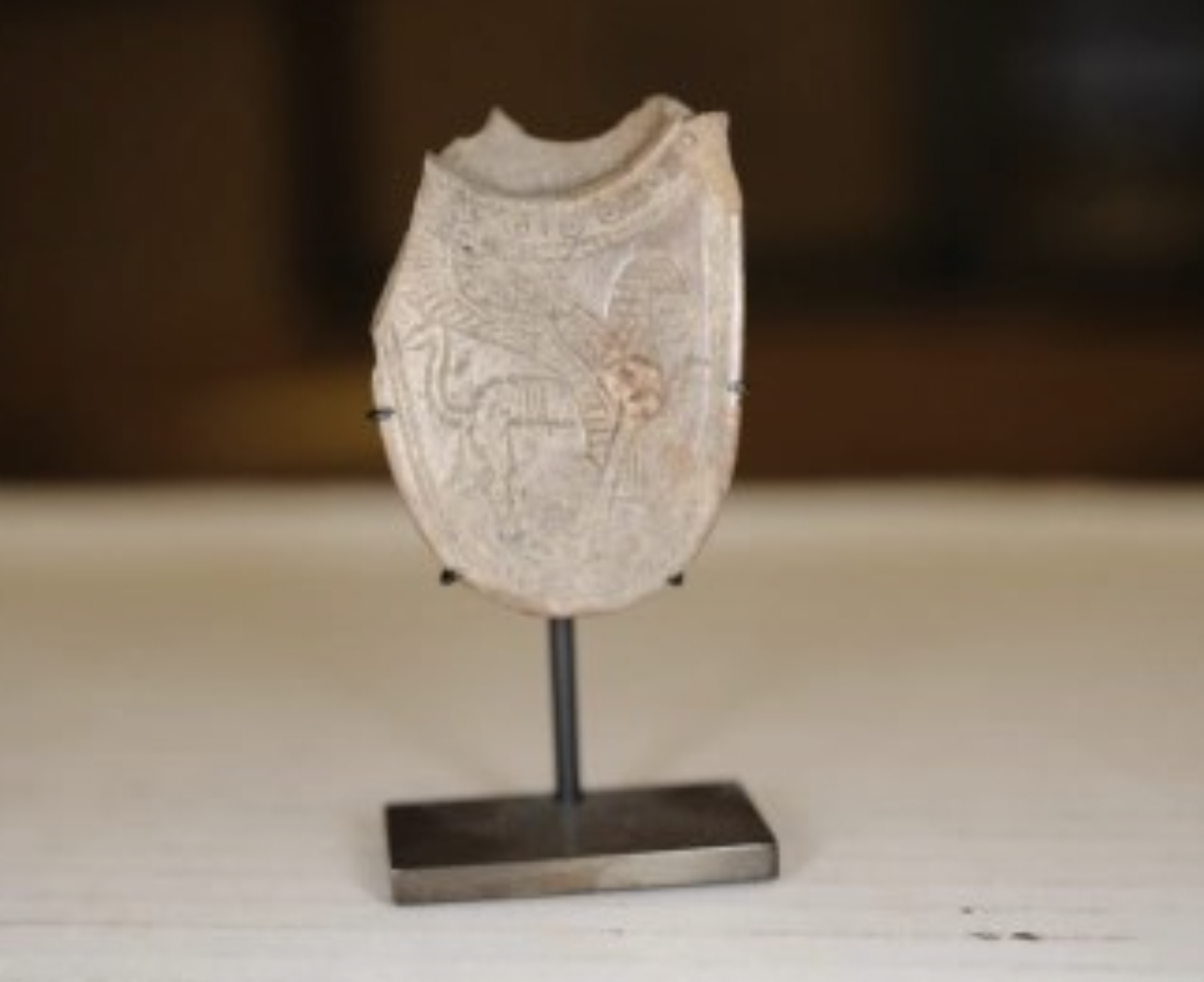 US Returns Looted Antique, "A Cosmetic Spoon" Dating 3,000 Years Old to Palestine