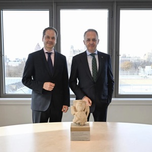 The Metropolitan Museum of Art repatriates Two Sculptures to Republic of Türkiye