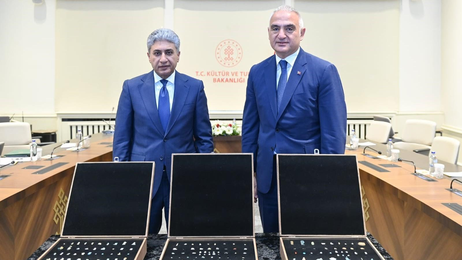 Türkiye returns 152 Historical Artifacts to Egypt