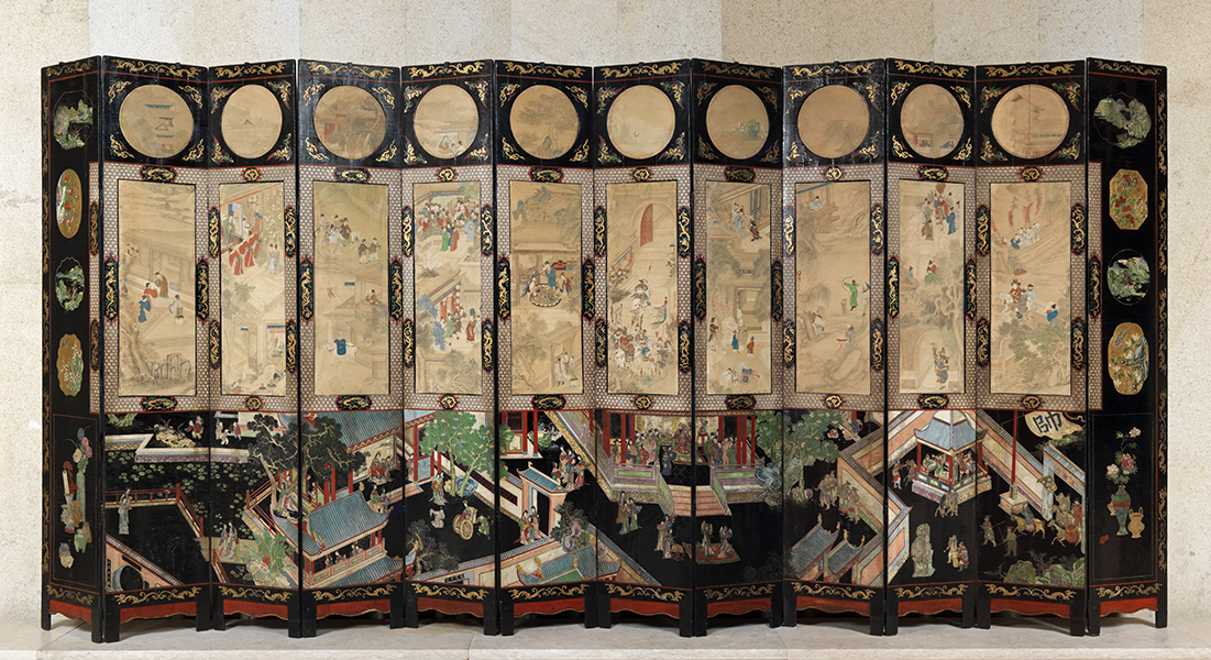 The Folding Screens are Back, in Milan