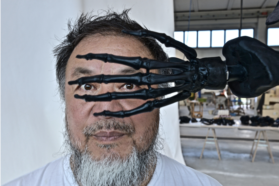 Ai Weiwei to Unveil First Body of Work in Glass Alongside World’s Largest Hanging Murano Glass Sculpture
