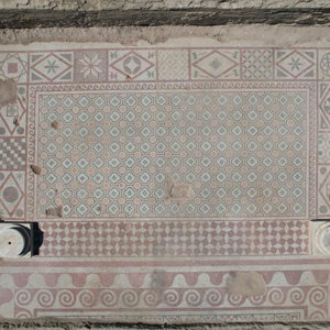 Roman Mosaic and Eros Head Uncovered at Pompeiopolis in Türkiye