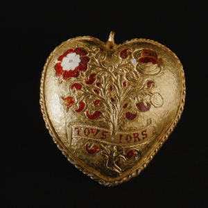 The British Museum launched a Campaign to save the 'Tudor Heart', a  Gold Pendant linked to Henry VIII 